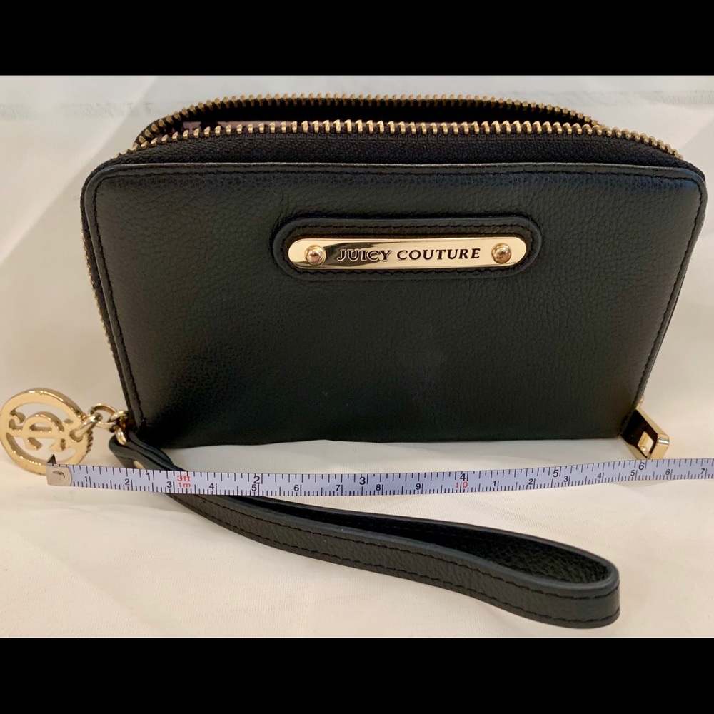 Juicy Couture Black Wallet | Color Black